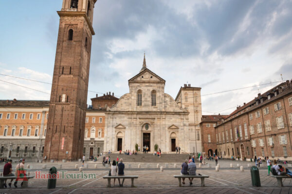 Nhà thờ Turin(Duomo di Torino) – Turin- Ý