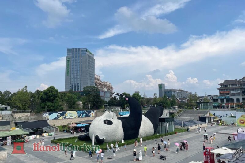 Quảng trường Ngưỡng Thiên Oa - Trung Quốc
